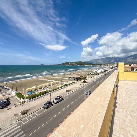 Il Mare In Giardino Apartment Scauri  Exterior foto
