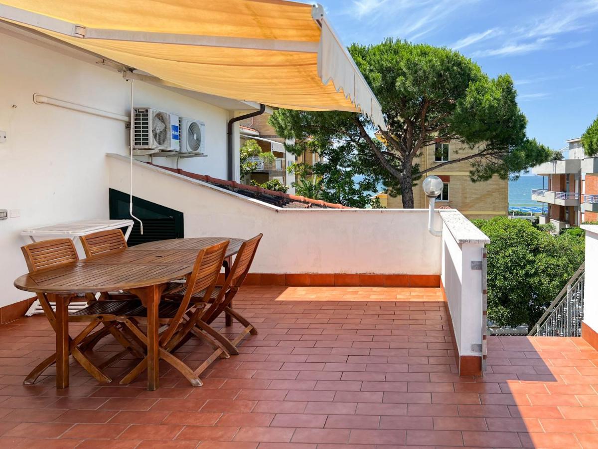 Il Mare In Giardino Apartment Scauri  Exterior foto