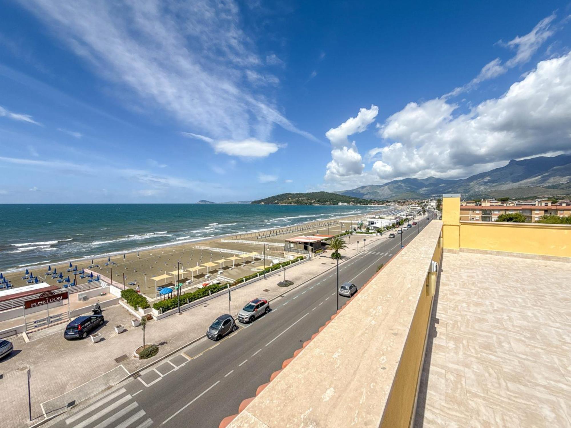 Il Mare In Giardino Apartment Scauri  Exterior foto