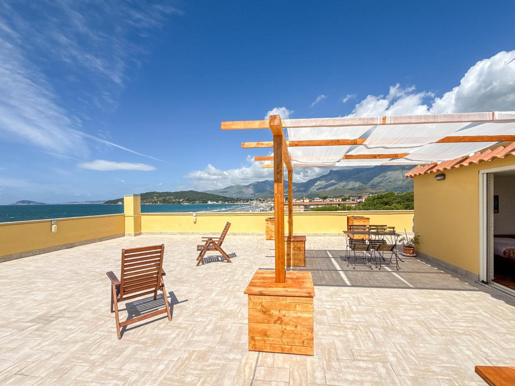Il Mare In Giardino Apartment Scauri  Exterior foto