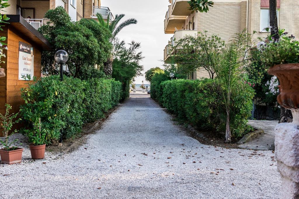 Il Mare In Giardino Apartment Scauri  Exterior foto