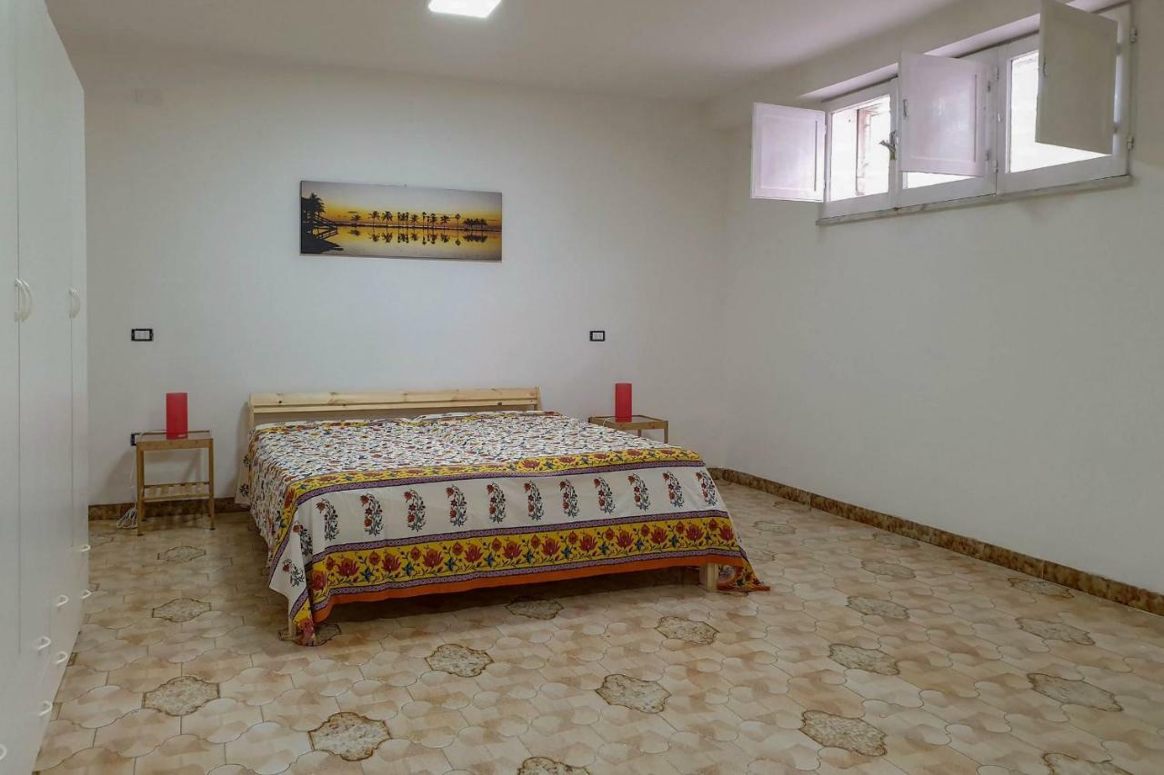 Il Mare In Giardino Apartment Scauri  Exterior foto